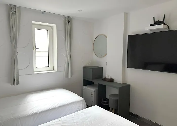 Firststay Hongdae 2* Seúl