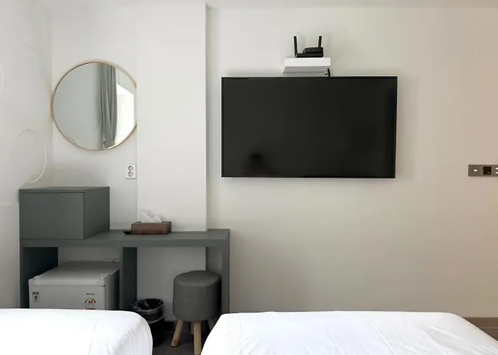 Firststay Hongdae 2* Seúl