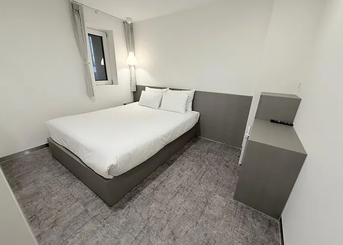Firststay Hongdae Hotel Seúl
