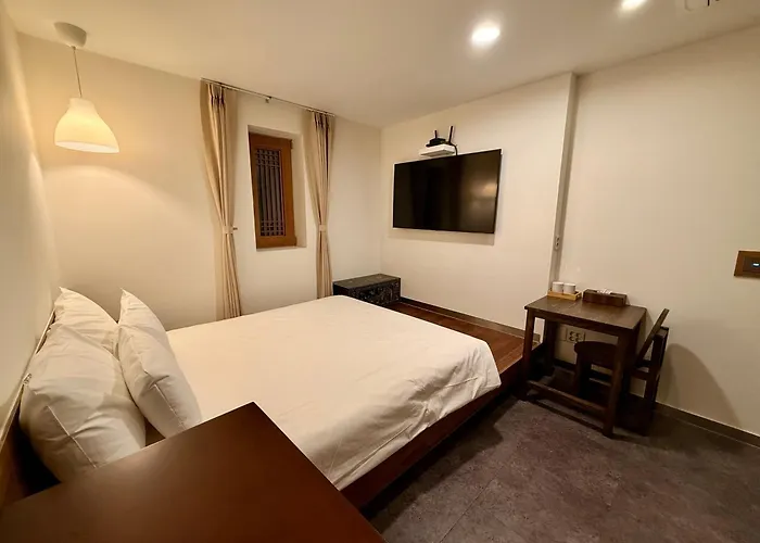 Firststay Hongdae