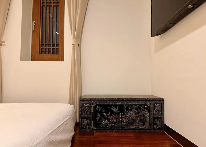 Firststay Hongdae 2* Seoul