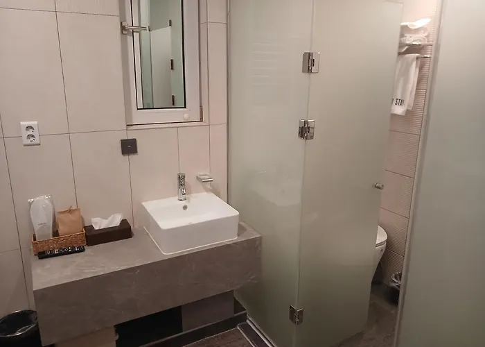 Firststay Hongdae Hotel