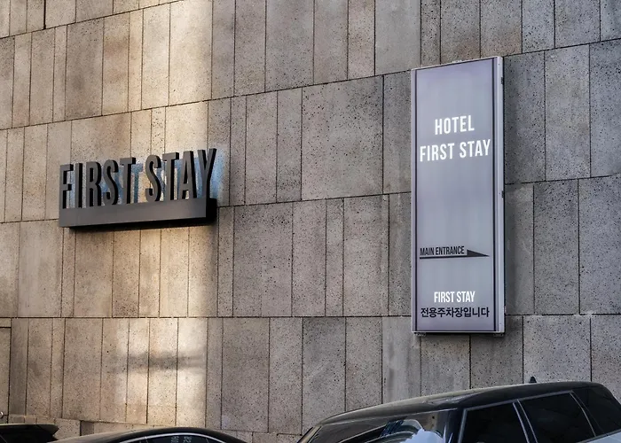 Hotel Firststay Hongdae