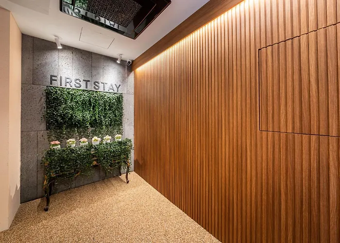 Firststay Hongdae 2*