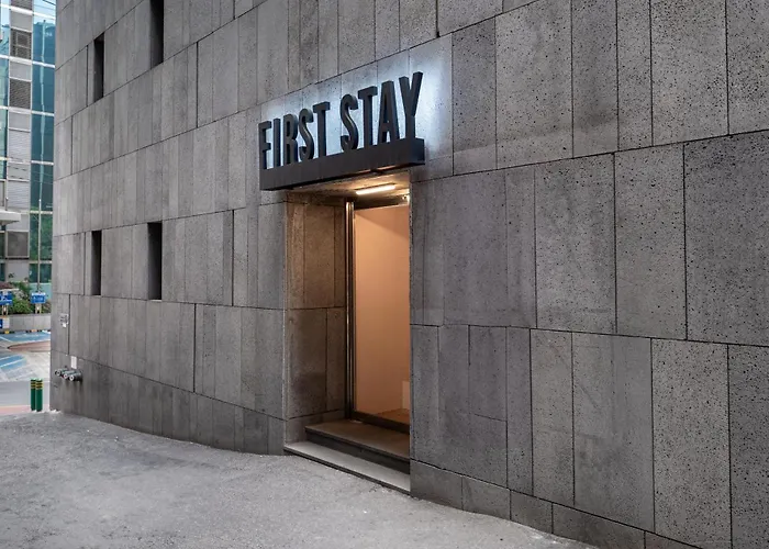 Hotel Firststay Hongdae Seoul