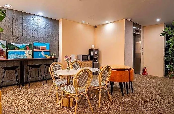 Firststay Hongdae 2* Seoul